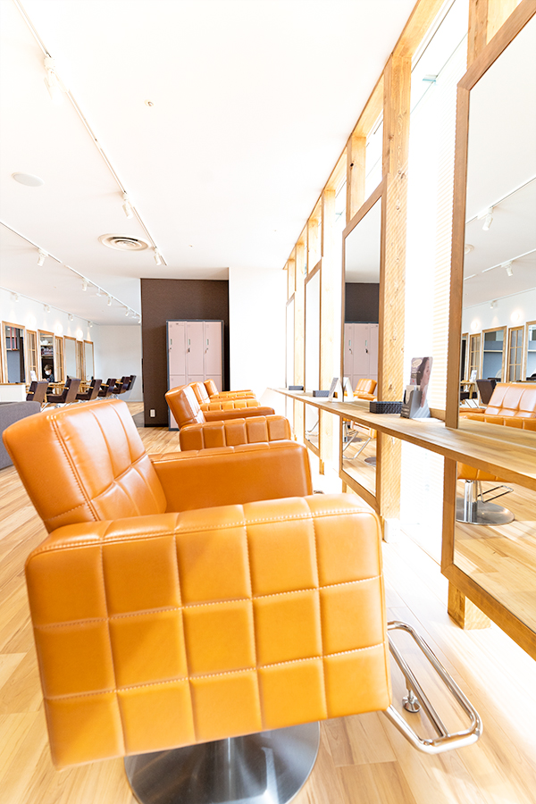 ウィズヘアー内観3